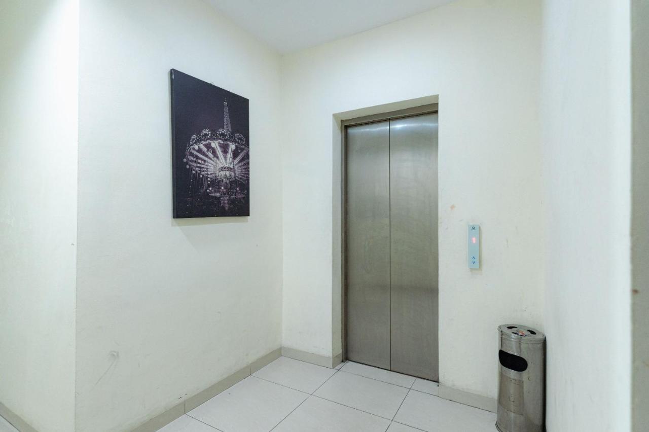 Reddoorz At Nagoya Indah Batam Hotel Exterior photo